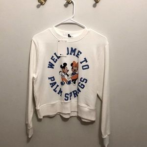 Selling a cute Palm Springs sweatshirt from Zara. Never worn, still with tags.